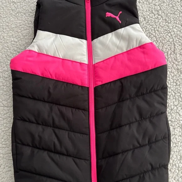 PUMA Kids Cold Weather Vest. Size XS (5/6). Black Pink White. Zip Up. Brand New. - Picture 9 of 9